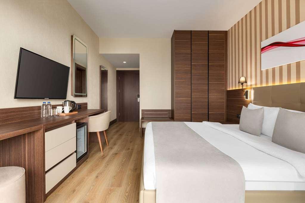 Ramada Cesme *